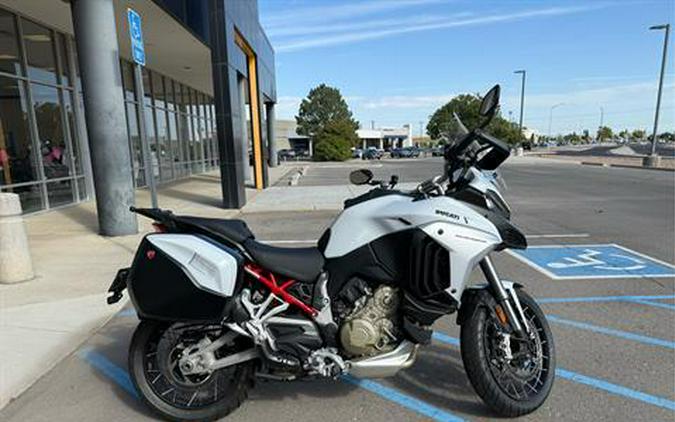 2024 Ducati Multistrada V4 S Travel & Radar Spoked Wheels
