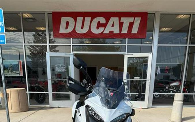 2024 Ducati Multistrada V4 S Travel & Radar Spoked Wheels
