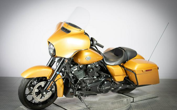 2023 Harley-Davidson Street Glide Special Prospect Gold - Black Finish