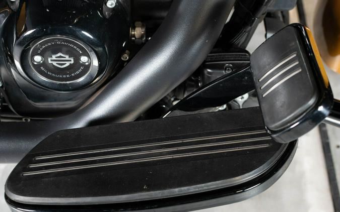 2023 Harley-Davidson Street Glide Special Prospect Gold - Black Finish