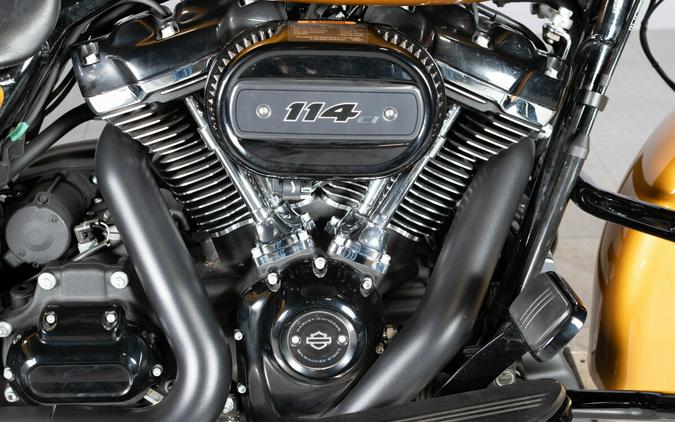 2023 Harley-Davidson Street Glide Special Prospect Gold - Black Finish