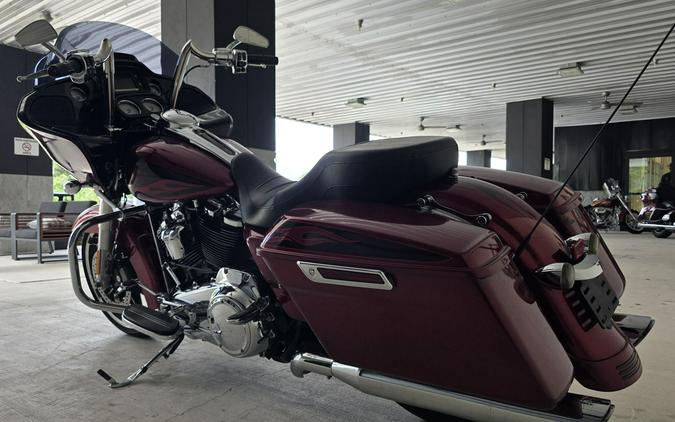 2017 Harley-Davidson® Street Glide® Special Hard Candy Custom™ Hot Rod Red Flake