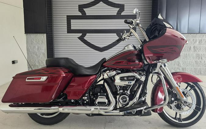 2017 Harley-Davidson® Street Glide® Special Hard Candy Custom™ Hot Rod Red Flake