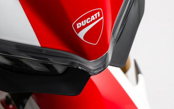 2025 Ducati Streetfighter V4 Supreme