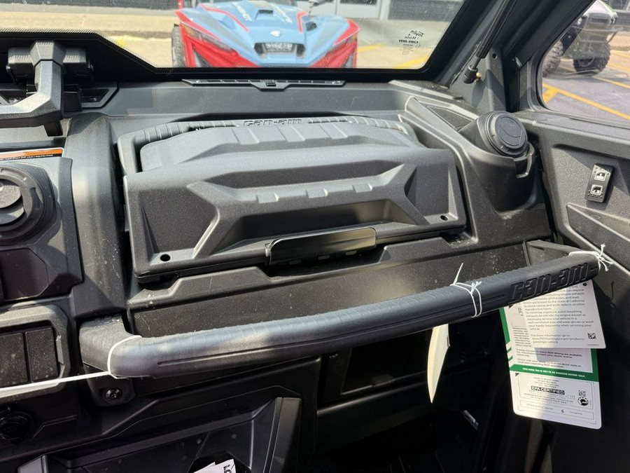 2025 Can-Am® Defender MAX Limited HD10 Desert Tan & Stealth Black