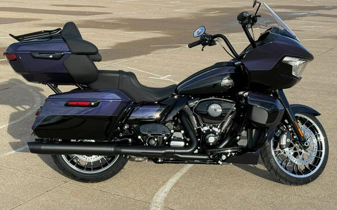 2026 Harley-Davidson® Road Glide Limited Purple Abyss / Vivid Black Black Trim