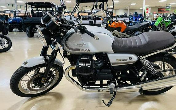 2021 Moto Guzzi V7 Special E5