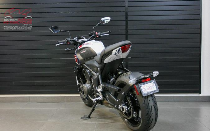 2025 Triumph Trident 660 Triple Tribute Edition Snowdonia White