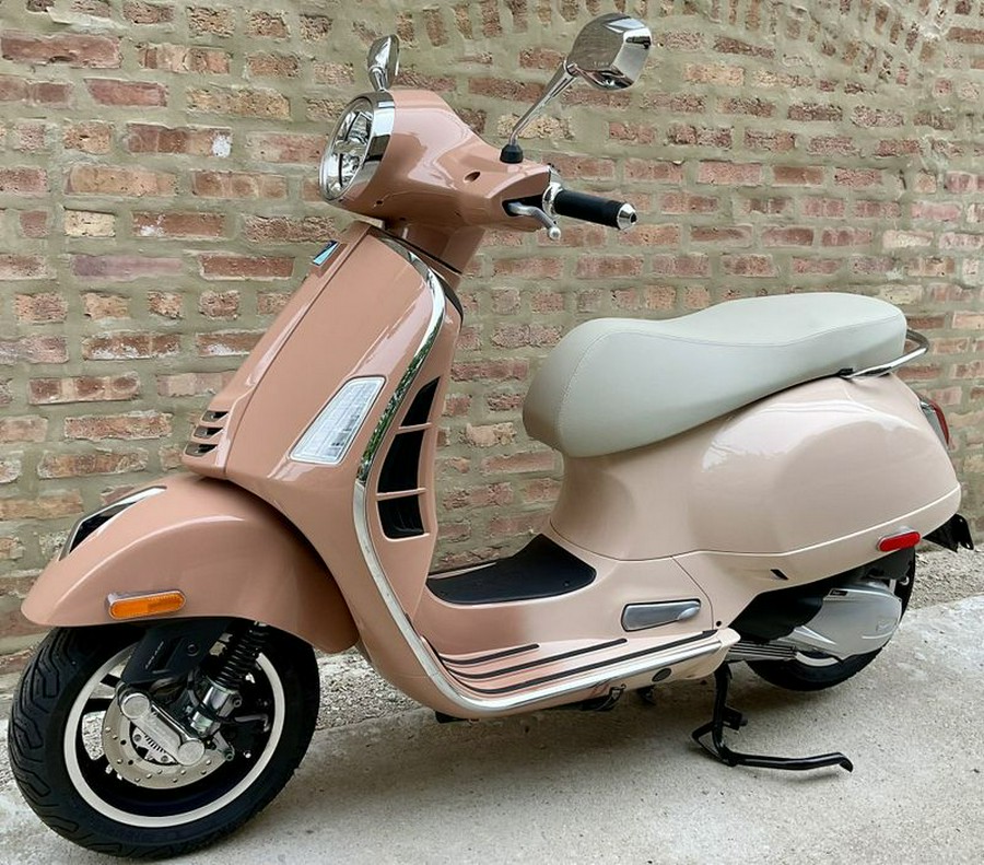 2023 Vespa GTS 300