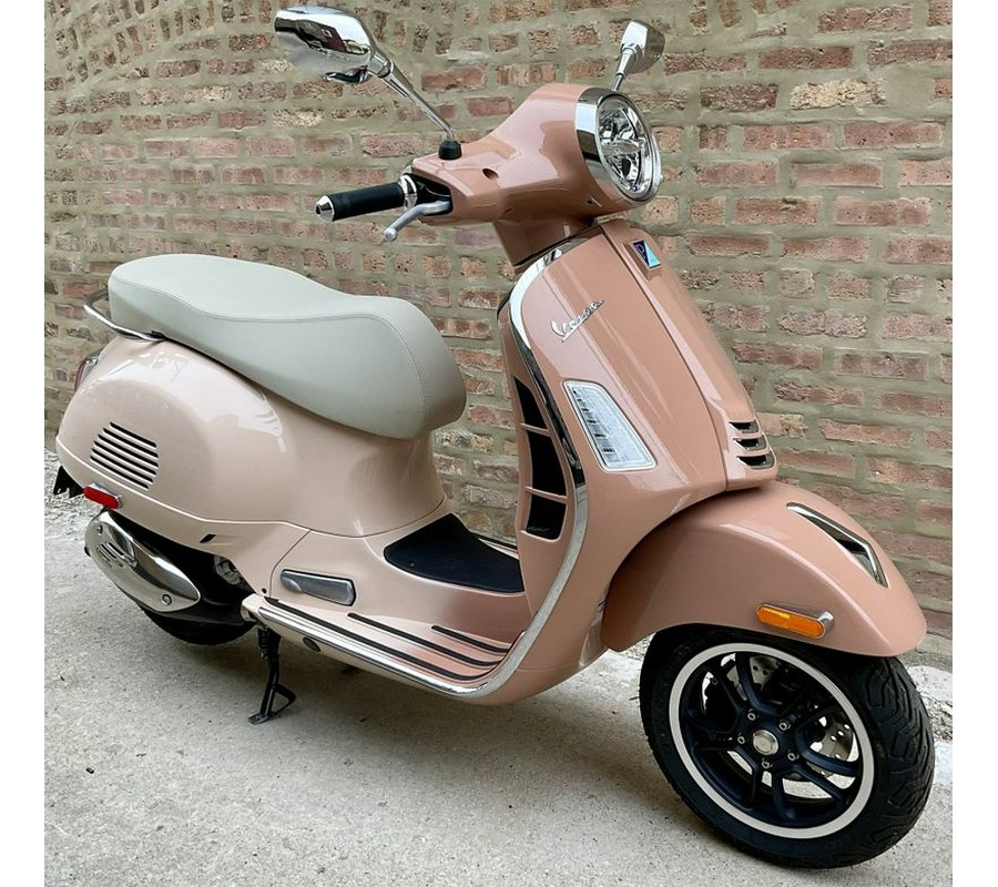 2023 Vespa GTS 300