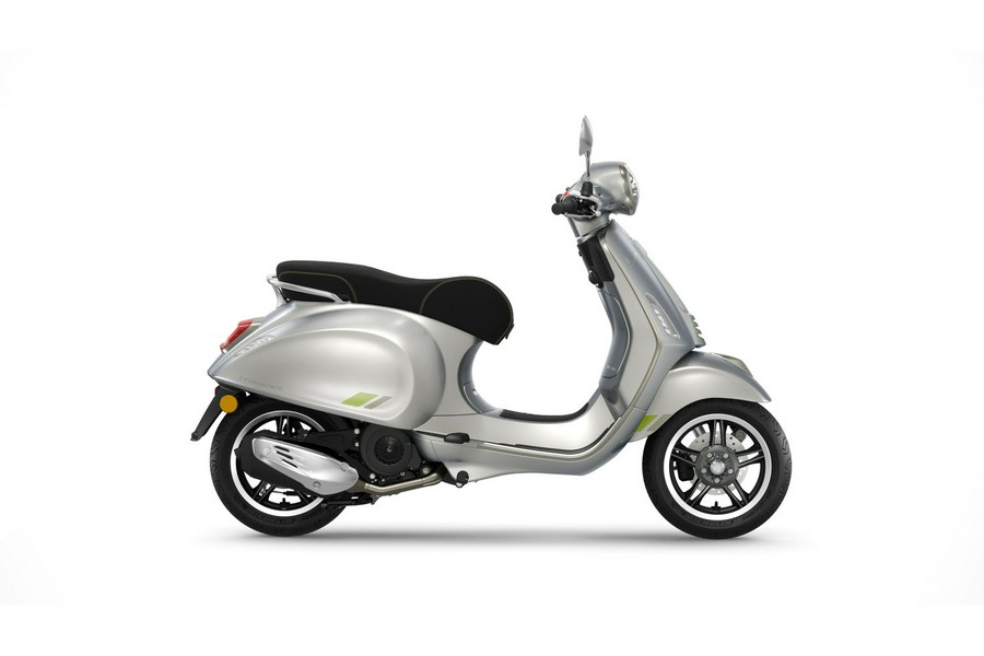 2025 Vespa Primavera 150 Tech