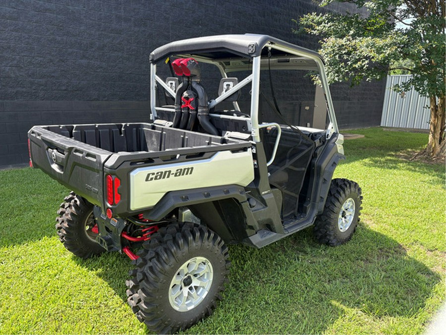 2025 Can-Am Defender X mr HD10 Hyper Silver & Legion Red