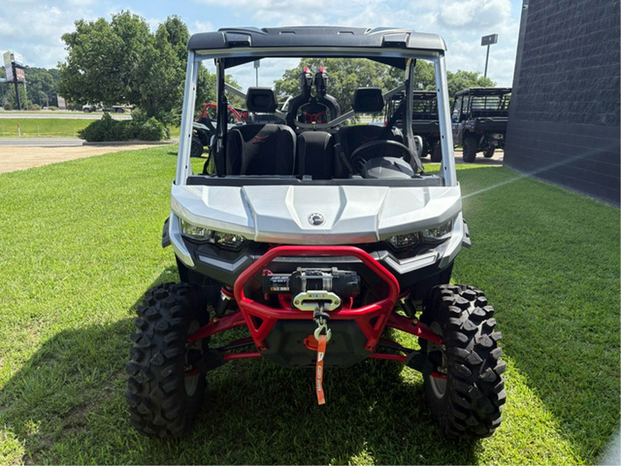 2025 Can-Am Defender X mr HD10 Hyper Silver & Legion Red
