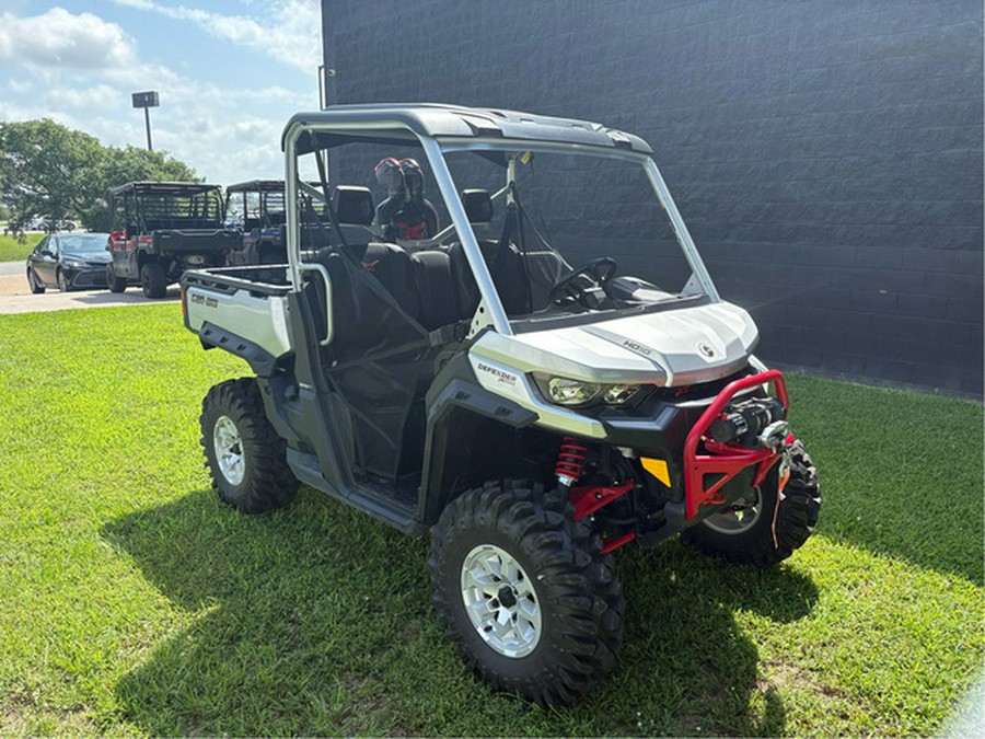 2025 Can-Am Defender X mr HD10 Hyper Silver & Legion Red