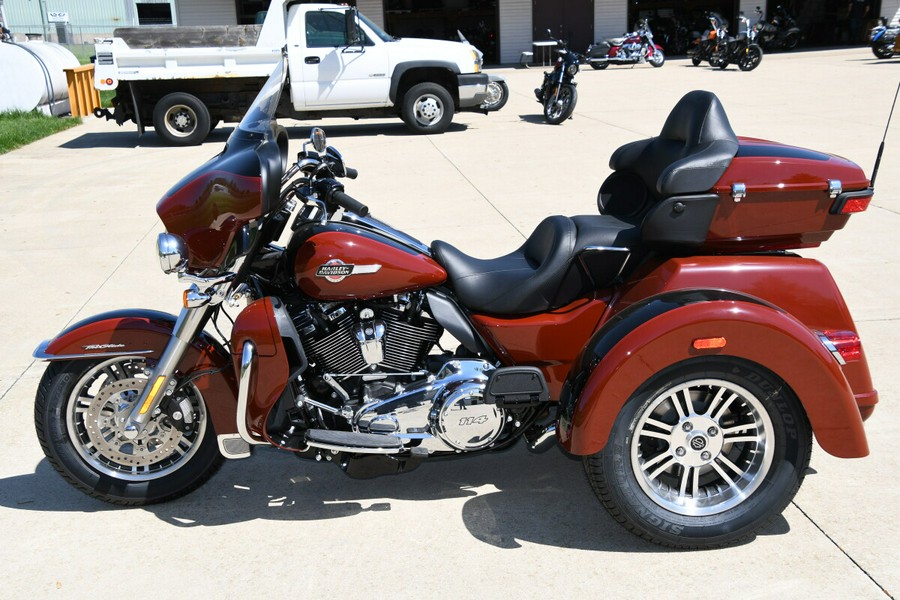 FLHTCUTG 2024 Tri Glide Ultra