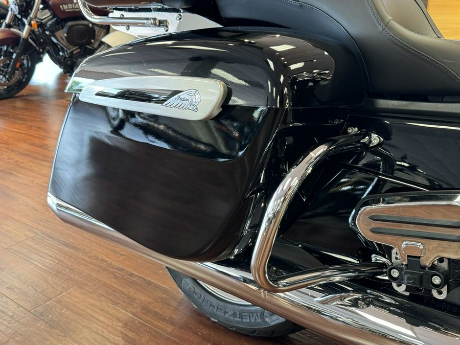 2023 Indian Motorcycle® Pursuit Limited Black Metallic