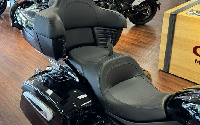 2023 Indian Motorcycle® Pursuit Limited Black Metallic