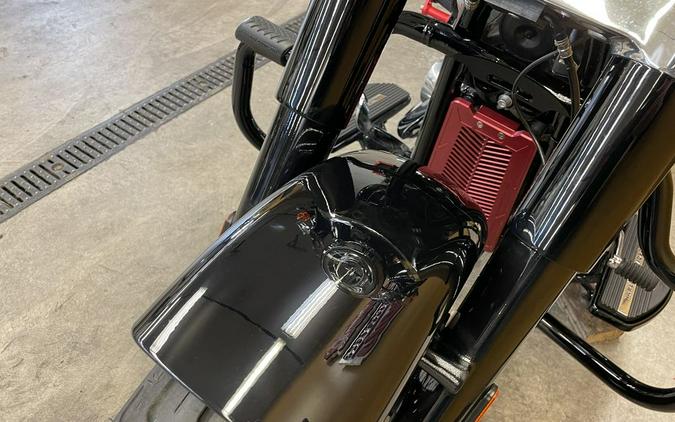 2020 Harley-Davidson® FLSL - Softail® Softail Slim®