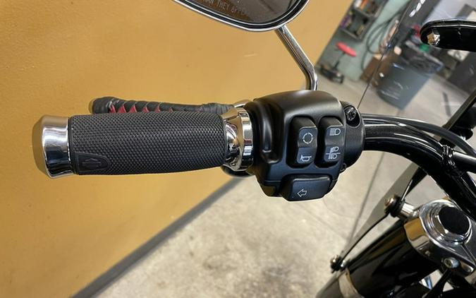 2020 Harley-Davidson Softail FLSL - Softail Slim