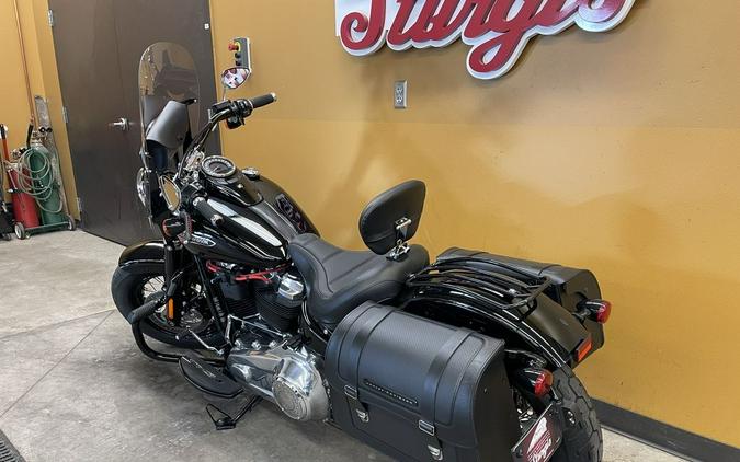 2020 Harley-Davidson® FLSL - Softail® Softail Slim®