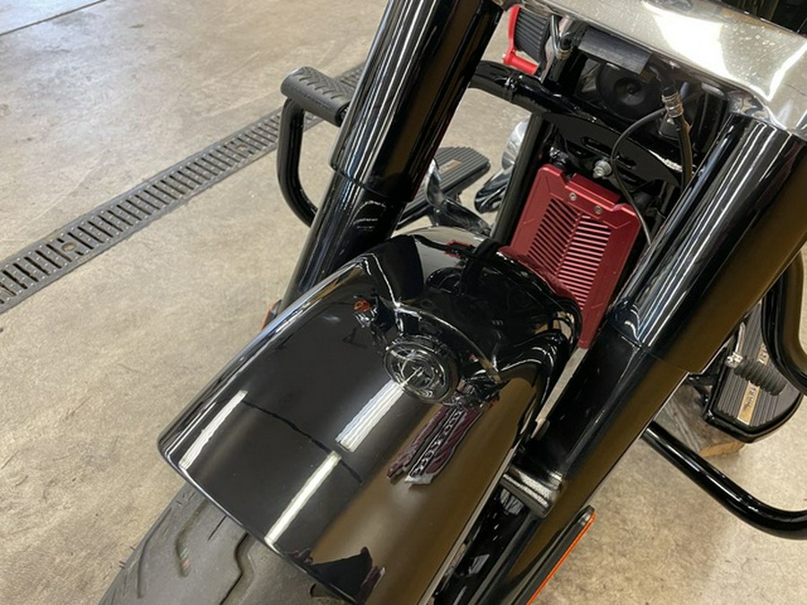 2020 Harley-Davidson Softail FLSL - Softail Slim