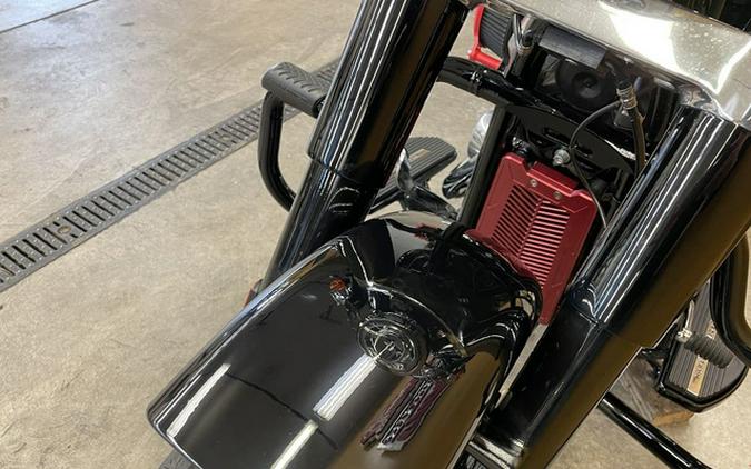 2020 Harley-Davidson Softail FLSL - Softail Slim