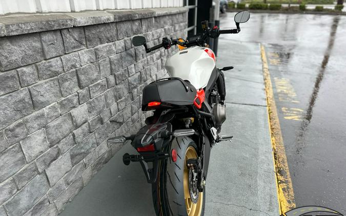 2026 Yamaha XSR900