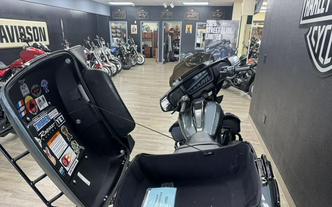 2025 Harley-Davidson® Street Glide®