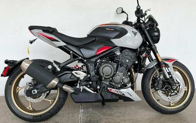 2026 Triumph TRIDENT 800