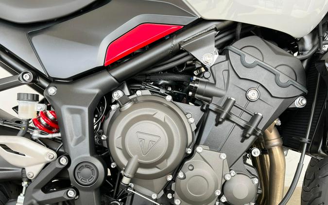 2026 Triumph TRIDENT 800