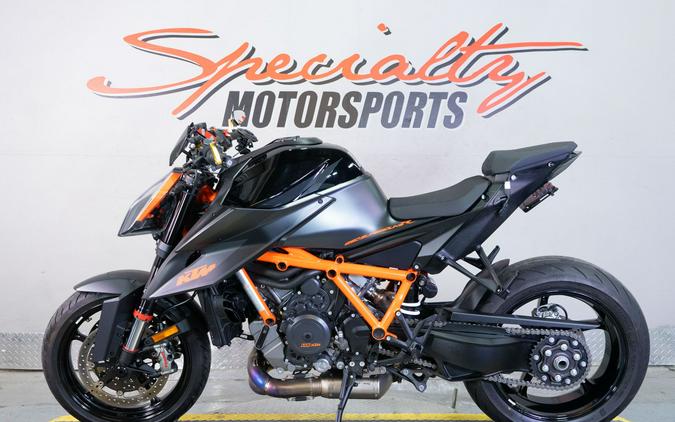 2021 KTM 1290 Super Duke R