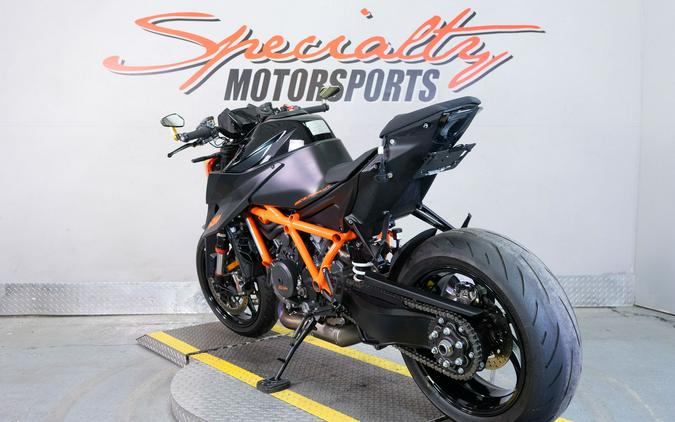 2021 KTM 1290 Super Duke R