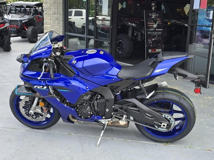 2026 Yamaha YZF-R1