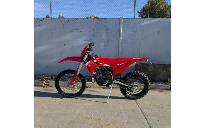 2027 Beta Motorcycles Xtrainer 300