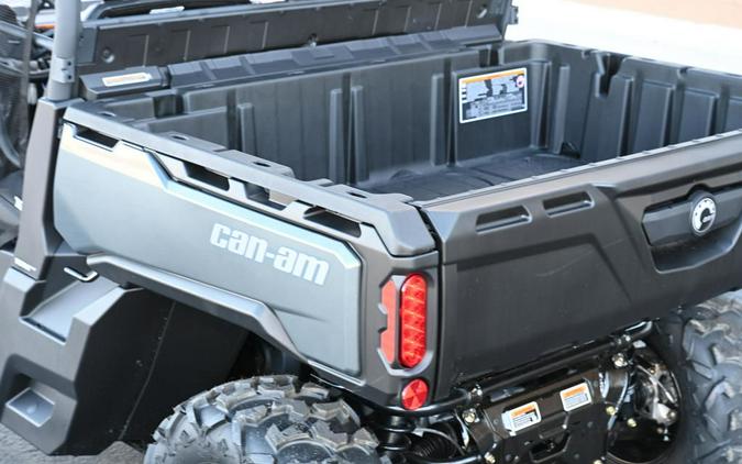 2024 Can-Am® Defender XT HD7