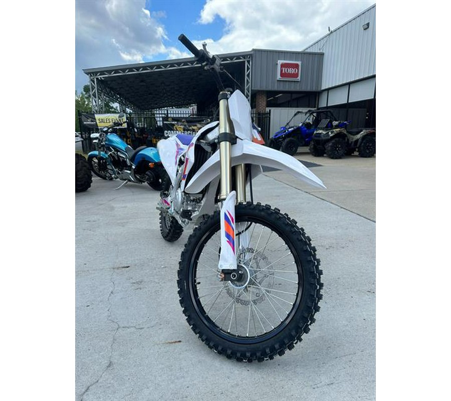 2024 Yamaha YZ450F 50th Anniversary Edition