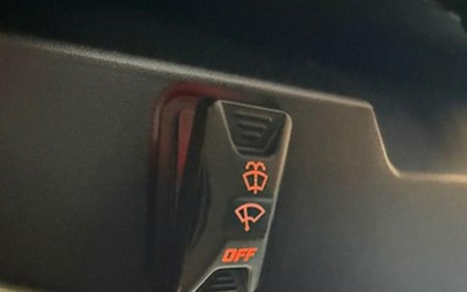 2026 Can-Am Defender XT CAB HD11