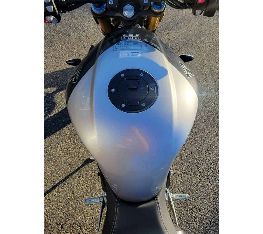 2026 Triumph Speed Triple 1200 RS Granite/Diablo Red