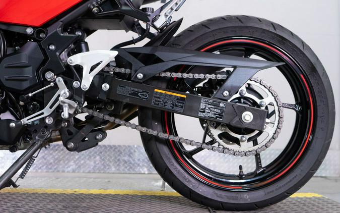 2025 Kawasaki Ninja® 500 SE ABS