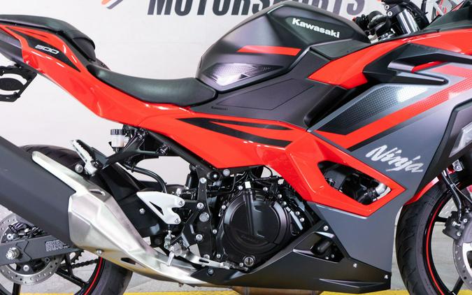 2025 Kawasaki Ninja® 500 SE ABS
