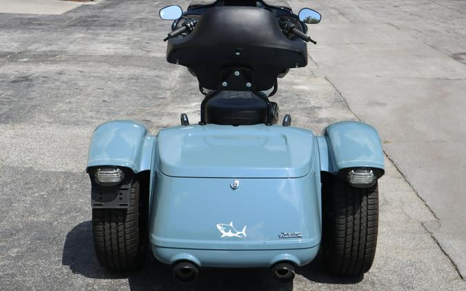 2024 Harley-Davidson Road Glide 3 Sharkskin Blue - Black Finish