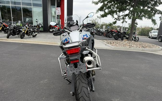 2024 F 900 GS Adventure