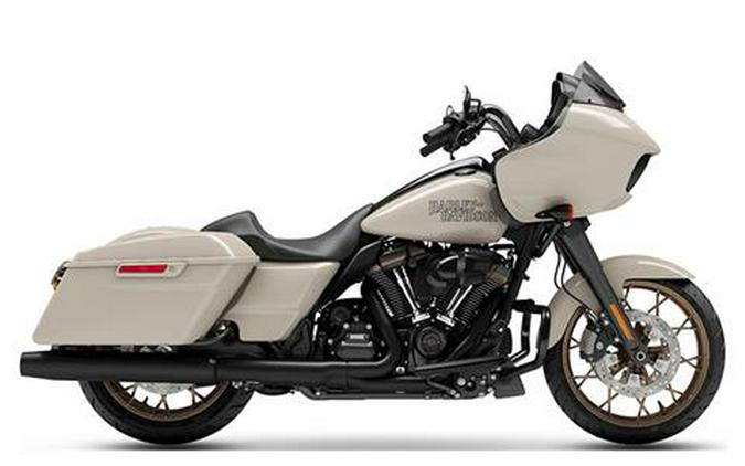 Harley-Davidson’s 2022 Road Glide ST First Ride