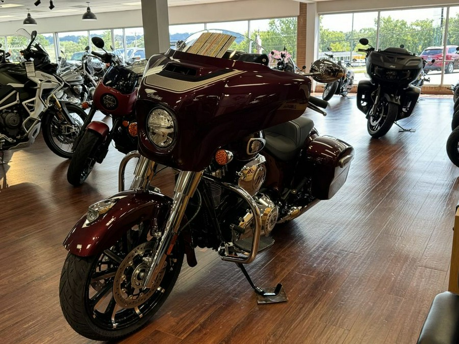 2024 Indian Motorcycle® Chieftain® Limited Maroon Metallic/Graphics