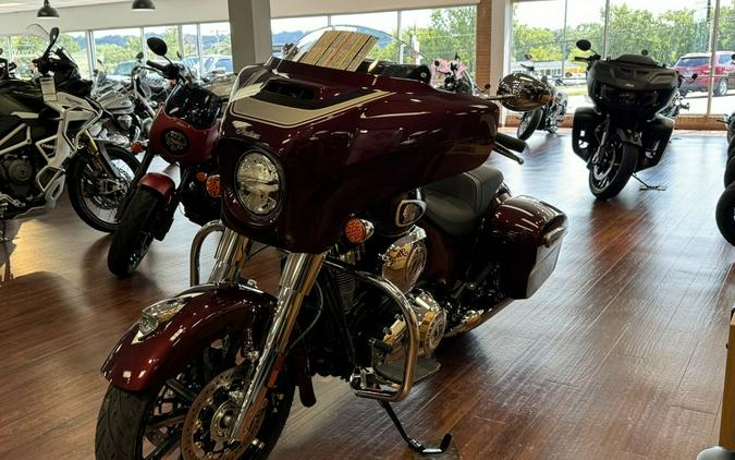 2024 Indian Motorcycle® Chieftain® Limited Maroon Metallic/Graphics