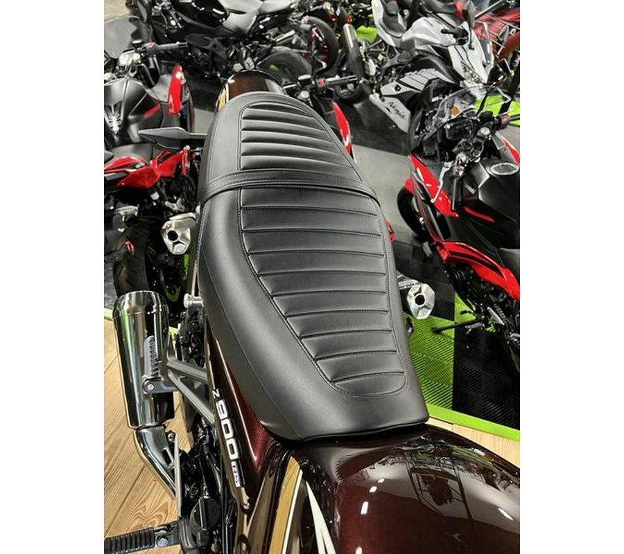 2025 Kawasaki Z900RS ABS