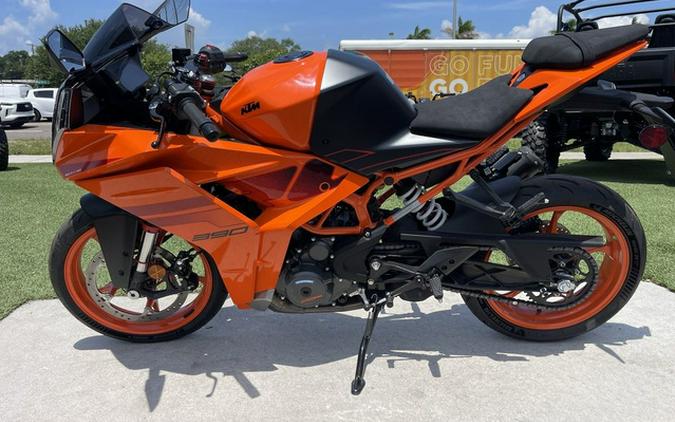 2024 KTM RC 390