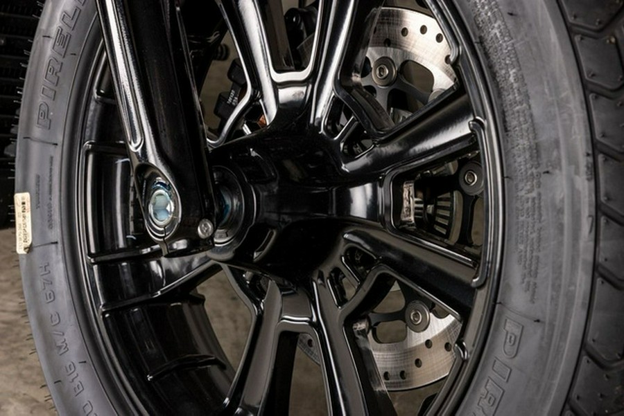 2025 Indian Scout Bobber Black Metallic