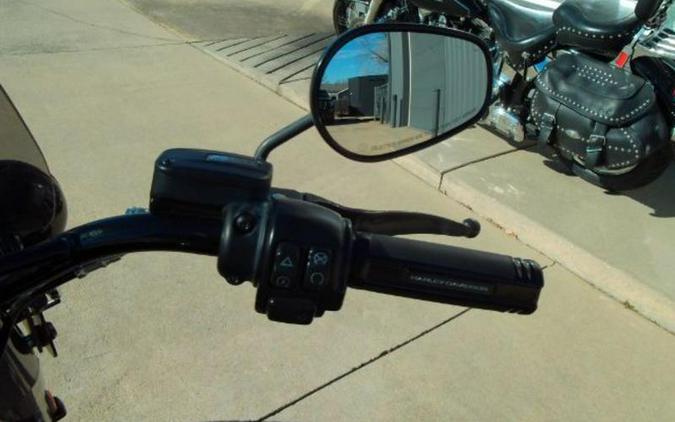 2016 Harley-Davidson® FLSS SOFTAIL SLIM S
