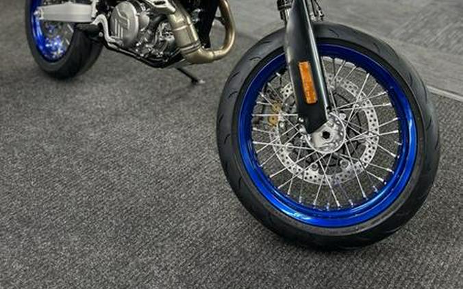 2026 Suzuki DR-Z4SM